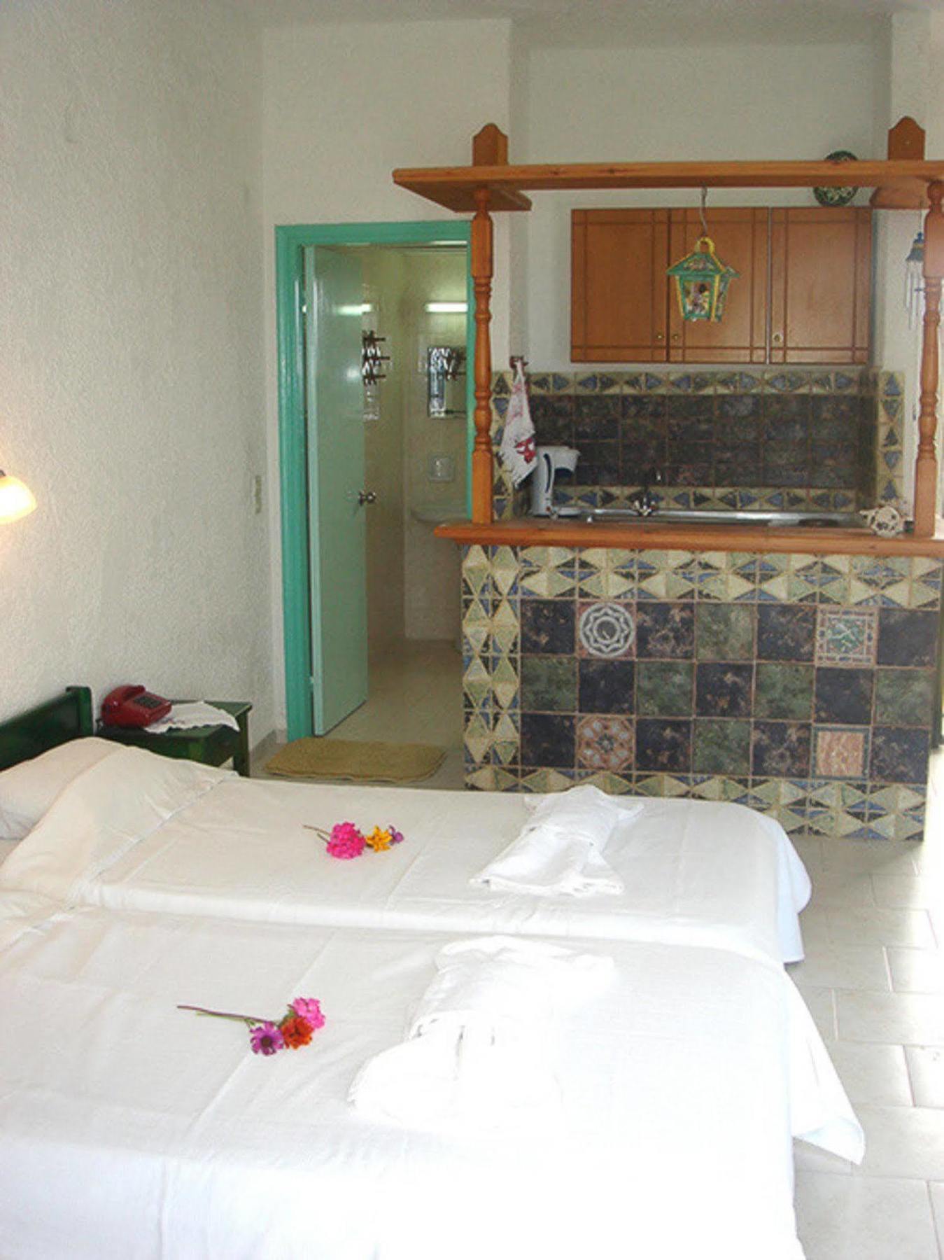 Finiki View Hotel Apartments Kültér fotó